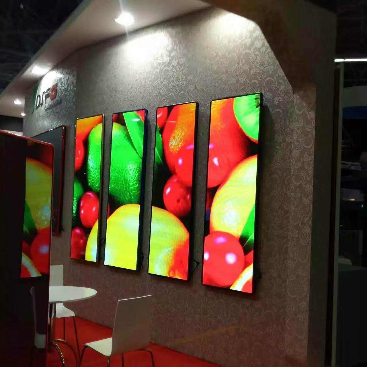 P2.5 LED Advertising machine